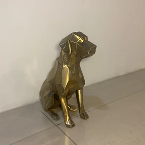 Полигональная скульптура «Лабродор»
